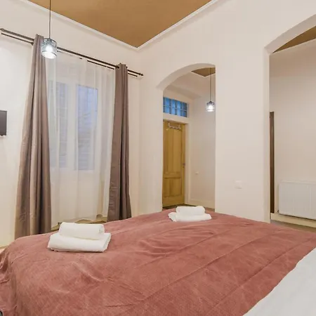 Apartment Oliver House *