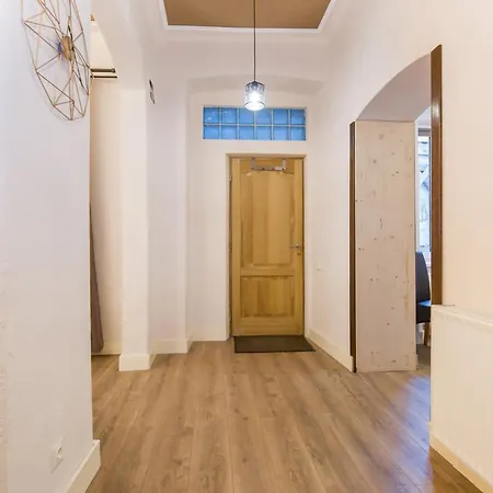 Apartment Oliver House